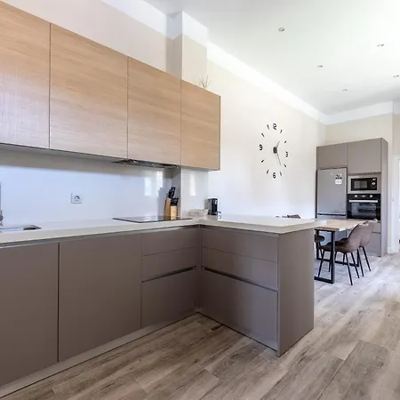 Hospital Cruces Metro Bec